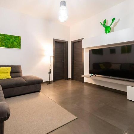 Casa Di Nonna Franca Apartment Brindisi Bagian luar foto