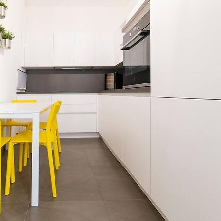 Casa Di Nonna Franca Apartment Brindisi Bagian luar foto